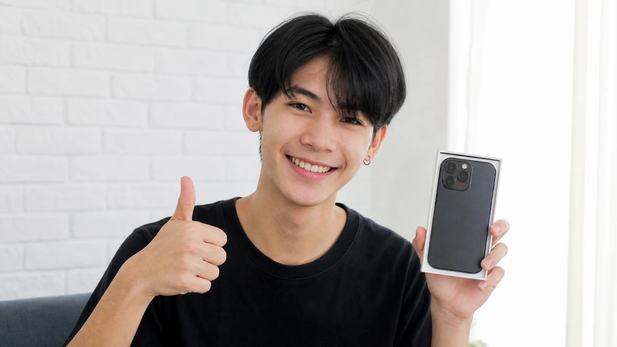 ดีใจได้ iPhone เครื่องใหม่จากการผ่อน ไม่ต้องมีคนค้ำ